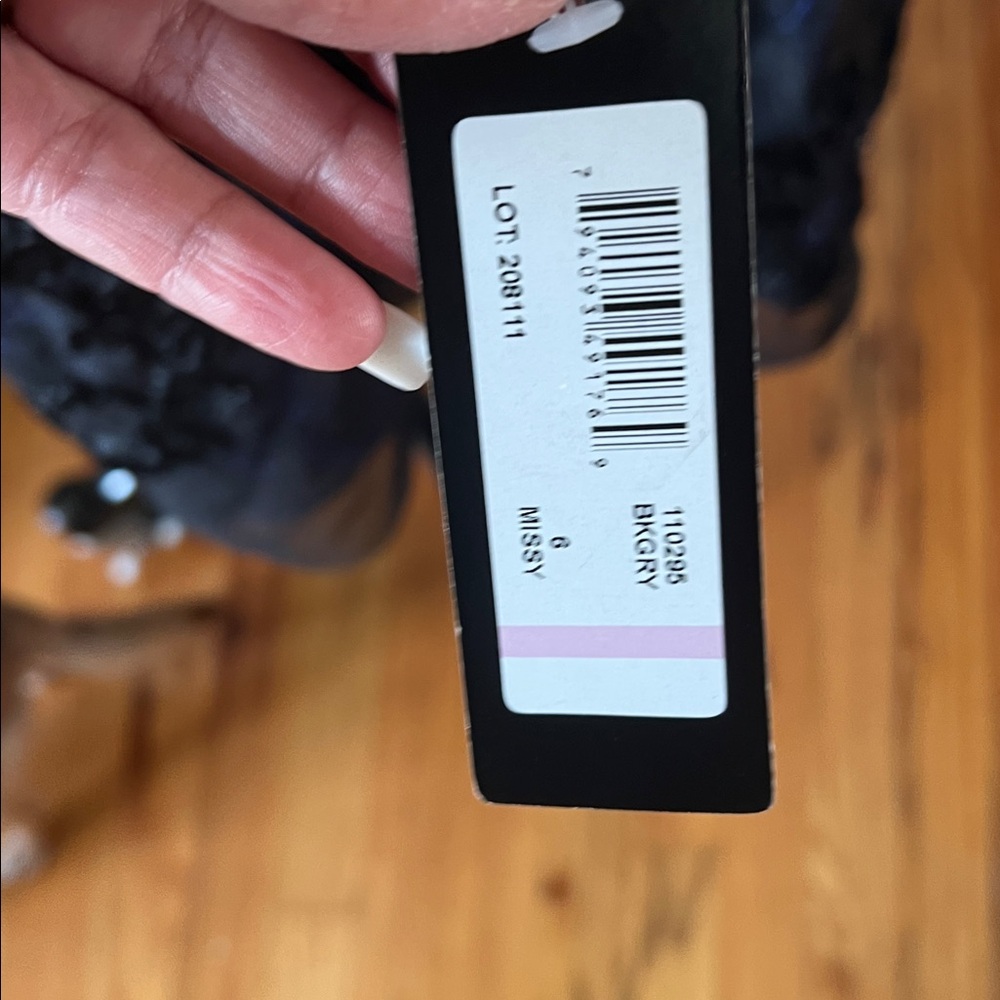 Elegant Black Mesh Long Sleeve Dress NWT - Picture 4 of 7